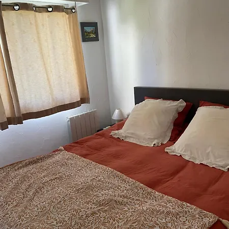 T2 Cosy Proche De La קסיס